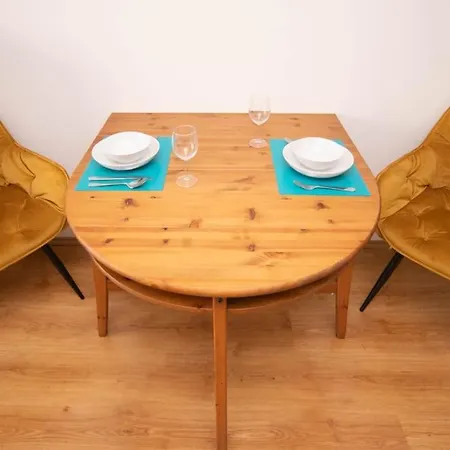Free Parking Orange Apart. - 2ppl, Smarttv, Wifi+ Apartment Budapest