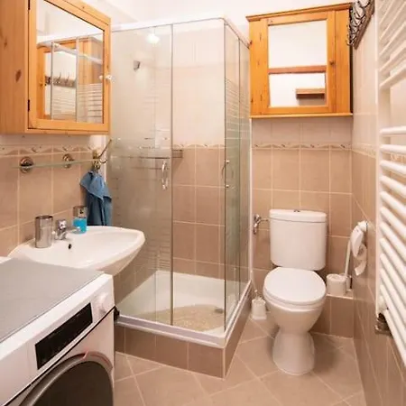 Apartment Free Parking Orange Apart. - 2ppl, Smarttv, Wifi+ *