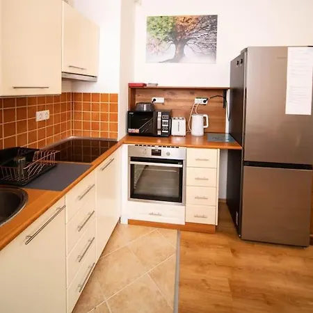 Free Parking Orange Apart. - 2ppl, Smarttv, Wifi+ Budapest