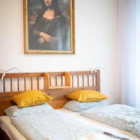 Free Parking Orange Apart. - 2ppl, Smarttv, Wifi+ Budapest