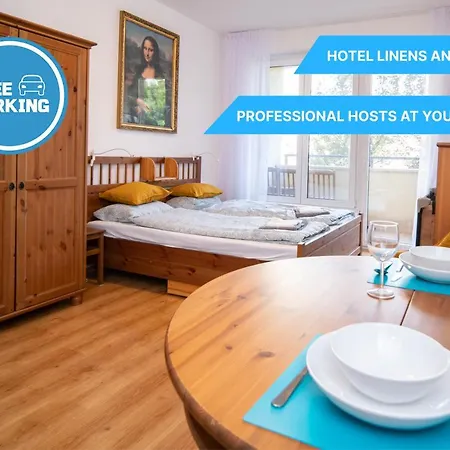 Free Parking Orange Apart. - 2ppl, Smarttv, Wifi+